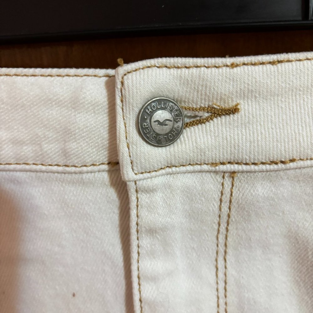 Hollister Ultra High Rise White Denim Skirt - Picture 5 of 11
